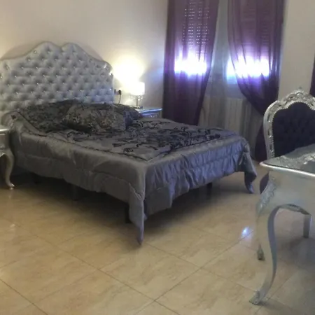 Guest house Mont Royal 2*