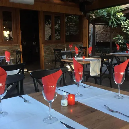 Mont Royal Guest house