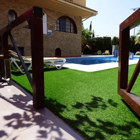 Mont Royal Гостевой дом Аликанте