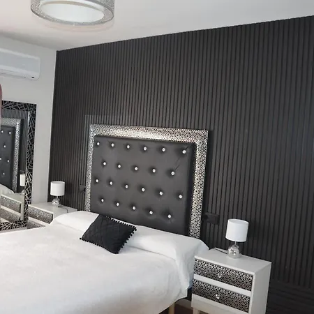 Guest house Mont Royal 2*