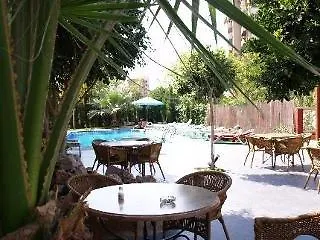 Mont Royal Guest house 2*