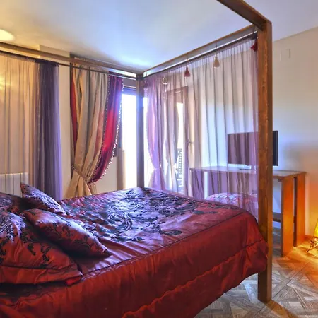 Guest house Mont Royal 2*